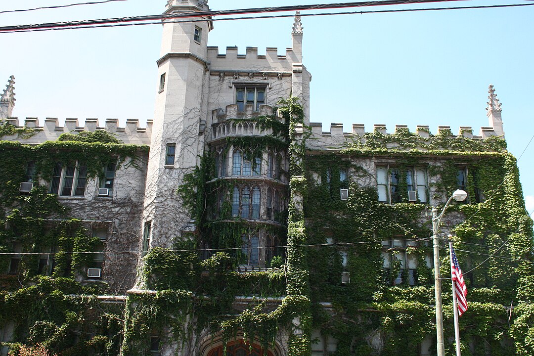 px Scranton School District administration building